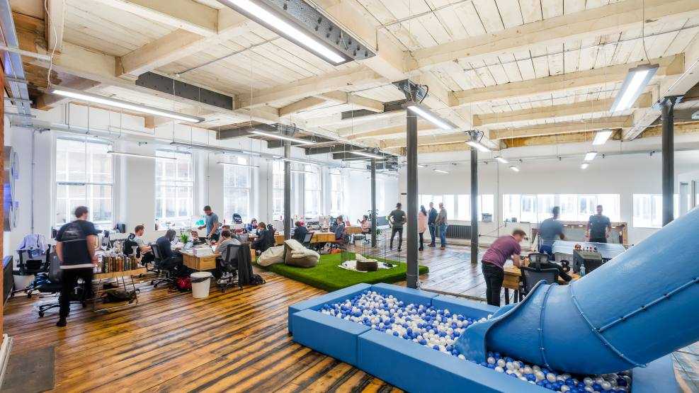 SOCIAL CHAIN AG in the 1st Quarter of 2021: Revenue grows by 41 percent to EUR 70 million 20 SOCIAL CHAIN AG in the 1st Quarter of 2021: Revenue grows by 41 percent to EUR 70 million