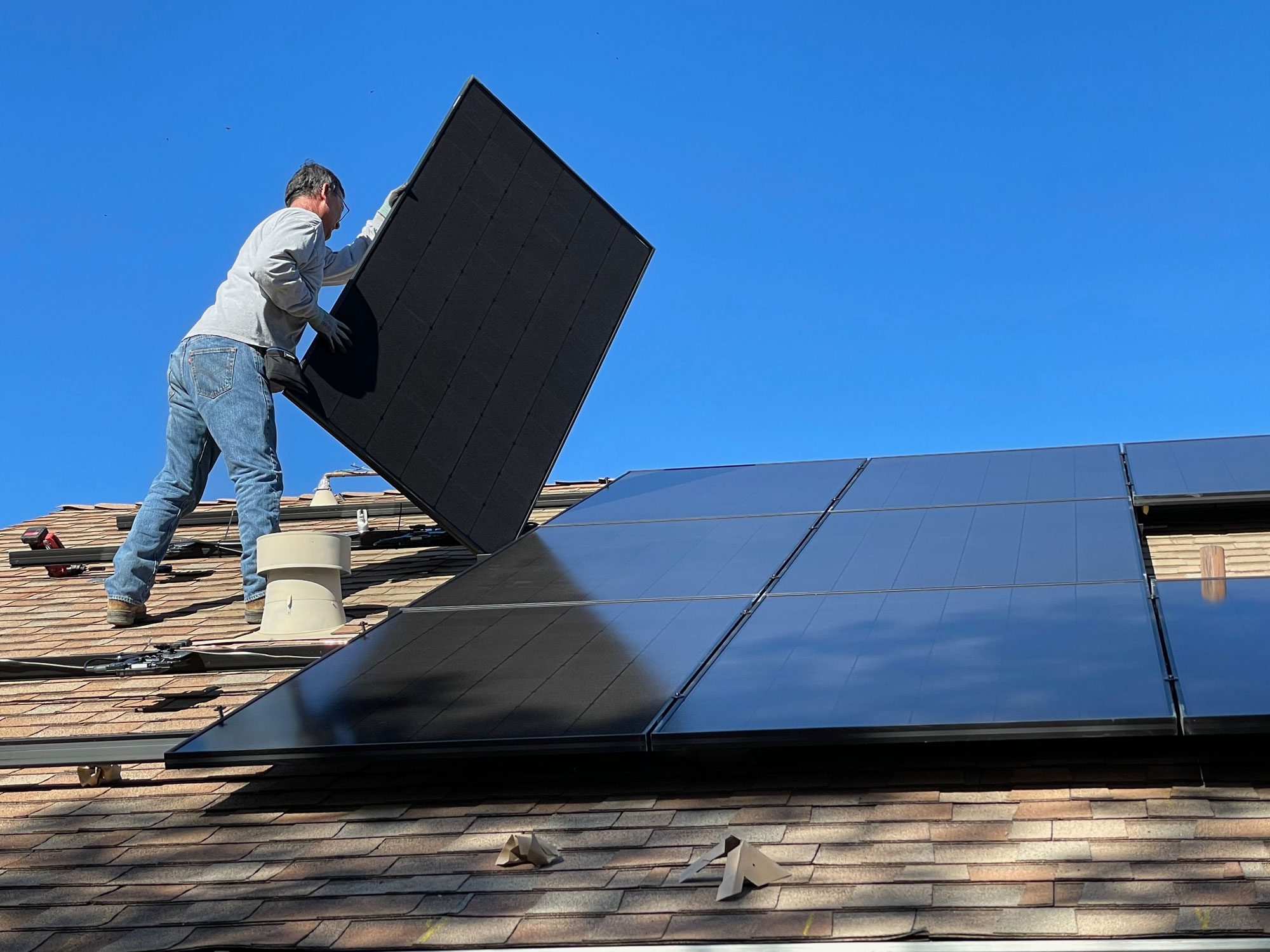 11 Solar panels kits for your home